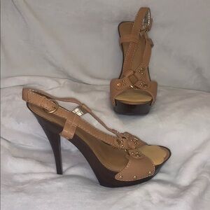 Jessica Simpson sling back Tan Heels for Timeless Elegance